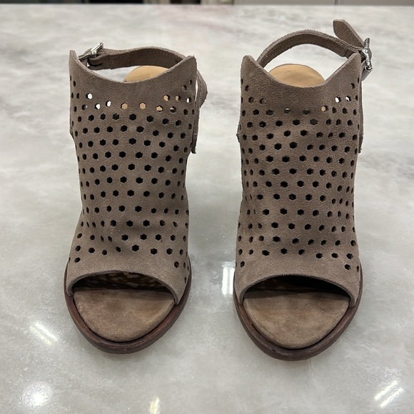 Rag & Bone gray-brown suede shoes (36.5) - Picture 8 of 8